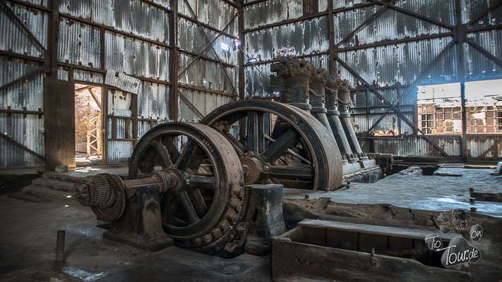 Humberstone - ehemalig größtes Salpeterwerk der Welt - jetzt eine Geisterstadt