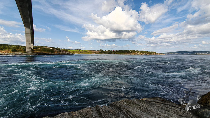 Saltstraumen - größter Gezeitenstrom der Welt