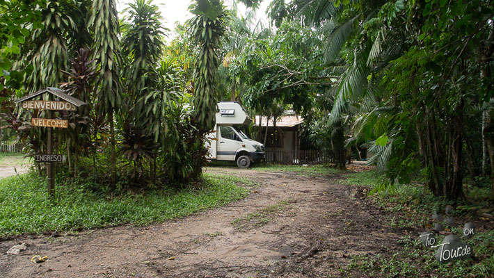 Puerto Maldonado - Hostel Villa Hermosa - Stellplatz im Dschungel