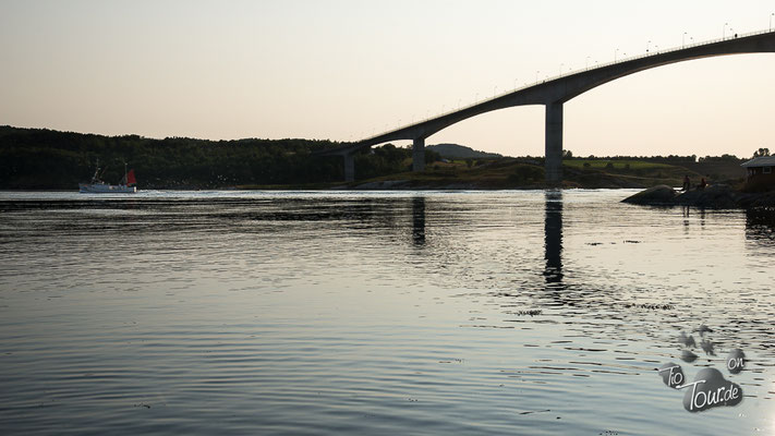 Saltstraumen - vom Ufer sieht man kaum etwas