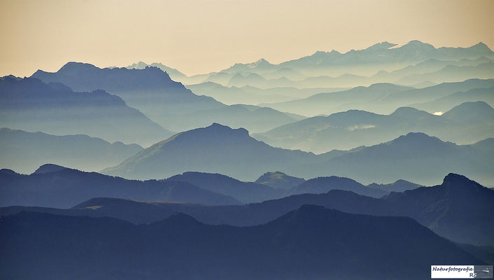 Alpen aus 3.000 Meter