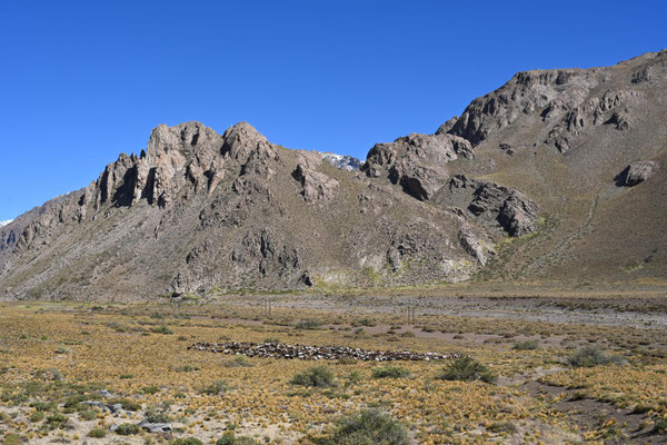 Landschaft auf dem Weg zur Laguna del Valle