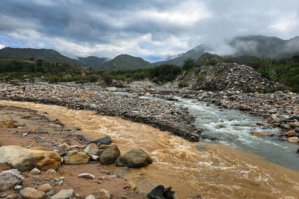 Zusammenfluss des Schwarzen mit dem Gelben Fluss