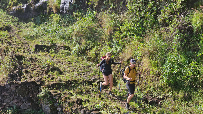 Wandern von Pico da Cruz nach Bairro Alto, Santo Antao