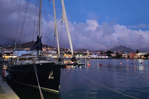 Segelyacht Noe im Hafen von Mindelo