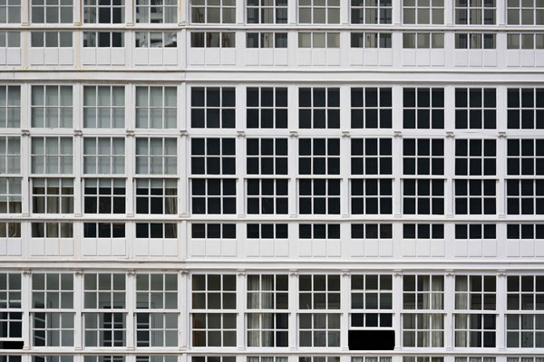 Typische Fensterfront in A Coruna
