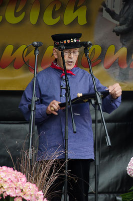 Ausrufer Reinhold Pries 