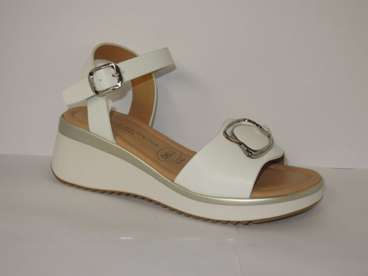 Donna Serena (Nouveau) - cuir blanc - 36/41 - 85€