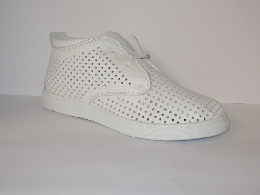 Andrea Conti - cuir blanc - 36/41 - 95€