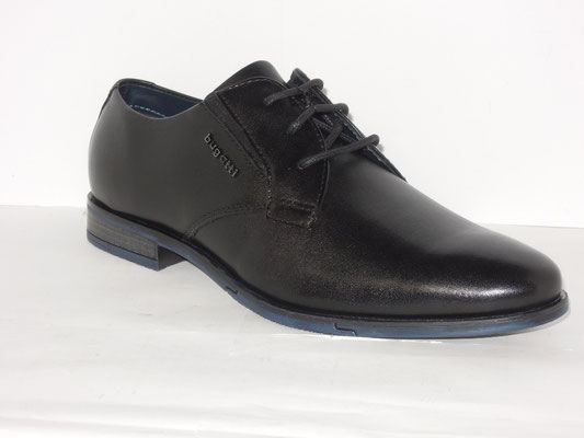 Bugatti - cuir noir - 41/46 - 110€