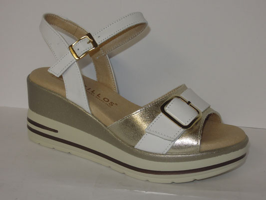 Cuir blanc/or - 35/41 - 99€