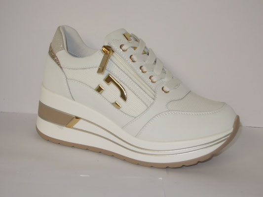 NOUVEAU Donna Serena - 35/40 - 99€