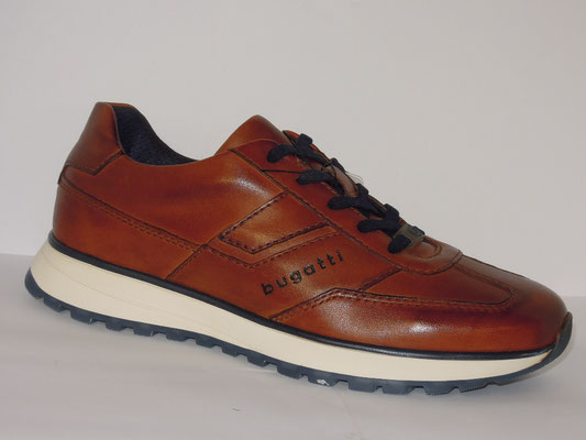 Bugatti - cuir cognac - 41/46 - 99.95€