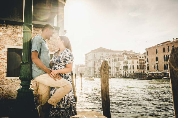 Honeymoon-Photoshoot-in-Venice