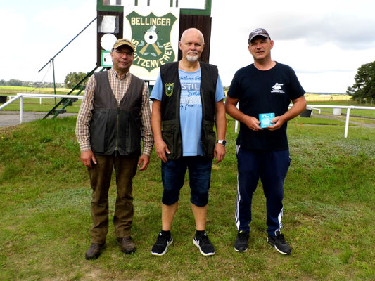 von links nach rechts: Michael Malhofer 2.Platz , Roberto Greiff 1.Platz und Monty Nowack 3.Platz