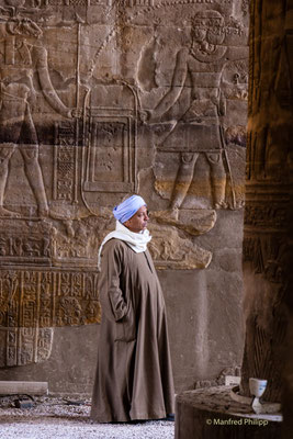 Wächter im Tempel von Esna