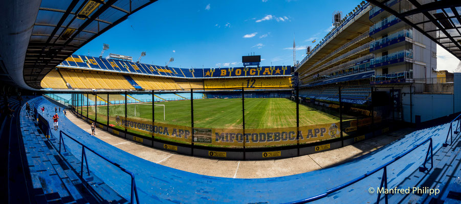 La Bombonera, offiziell Estadio Alberto Jacinto Armando, ist das Stadion des Fußballclubs CA Boca Juniors in Buenos Aires, Argentinien