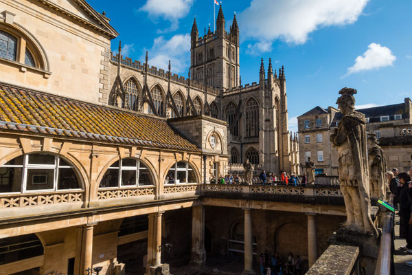 Roman bath and Cathedral, Bath