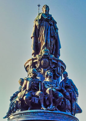 Denkmal an Katharina im Zentrum