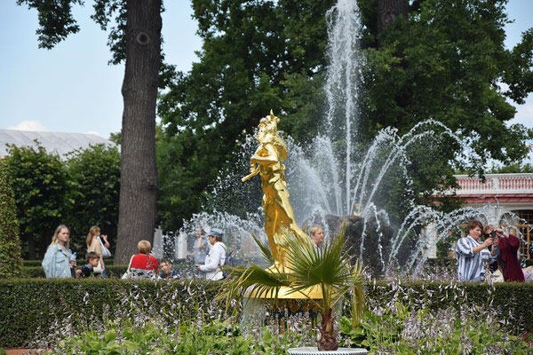 die Fontäne Glocken