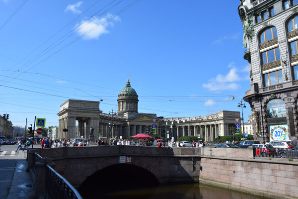 Kasaner Kathedrale mit Kanal