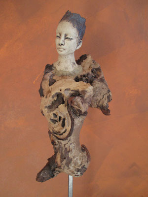 Figur Keramik-Holz, verkauft