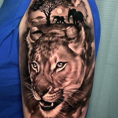 tatuaje leona realista