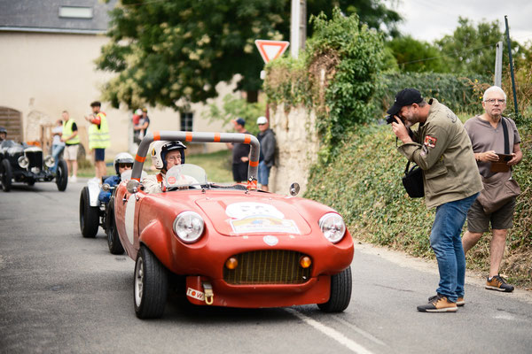 La montée historique du puy notre dame © Stephane Moreau Photographe