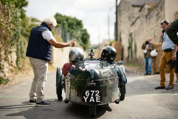 La montée historique du puy notre dame © Stephane Moreau Photographe