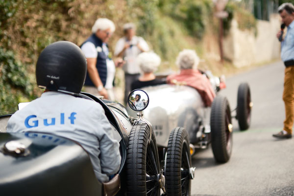 La montée historique du puy notre dame © Stephane Moreau Photographe