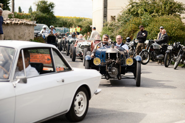 La montée historique du puy notre dame © Stephane Moreau Photographe