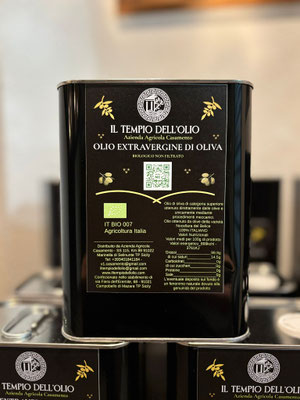 Olivenöl Extra Vergine – probieren und kaufen im Restaurant in Kirchbichl, Tirol.