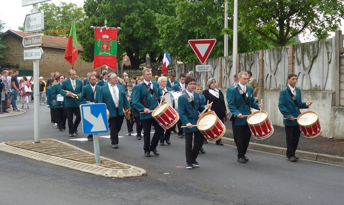 Défilé du jumelage germano-italiano français du 27 mai 2012 à Brassac-les-Mines