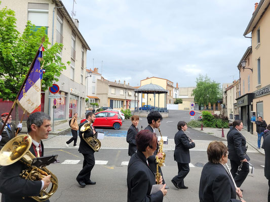 Cliché mairie de Brassac-les-Mines.