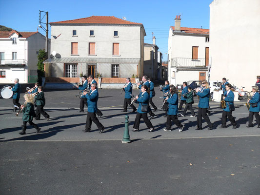 Défilé du 11 novembre 2011 à Jumeaux