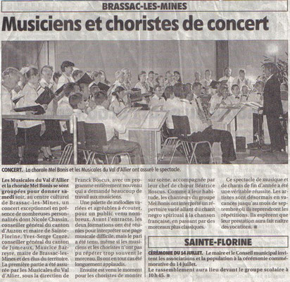 Concert avec la chorale Mel Bonis en juillet 2005. Article de La Montagne.
