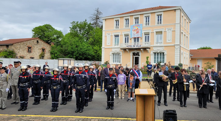 Cliché mairie de Brassac-les-Mines.