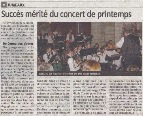 Concert de printemps 2012 à Jumeaux. Article de La Montagne.