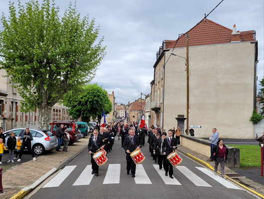 Cliché mairie de Brassac-les-Mines.