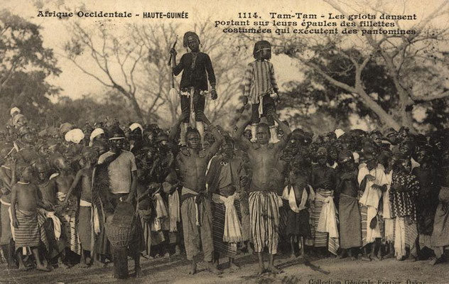 Manjanin/Mendiani dancers (ca. 1906-1908), northern Guinea (but compare next image)