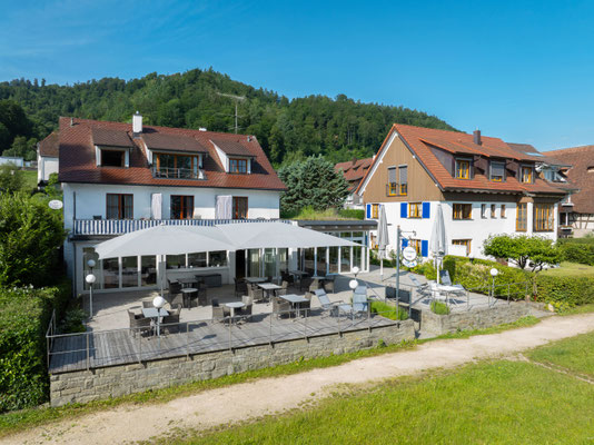Sonnenterrasse zum See