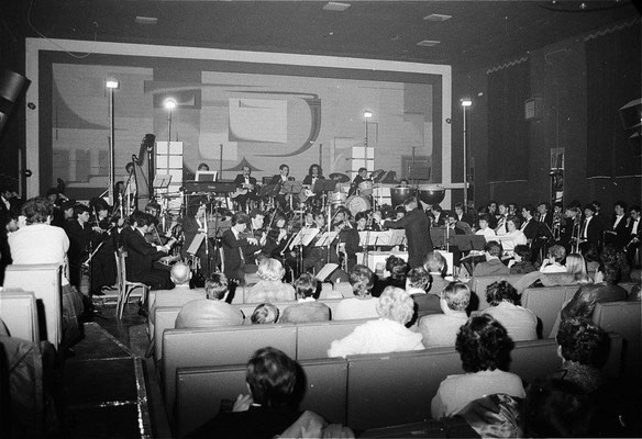 Fred Ferrari e la sua orchestra nel 1984