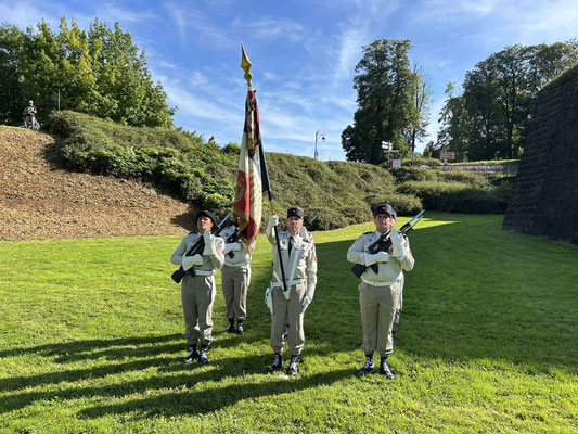 La garde au drapeau du 99e R.I.