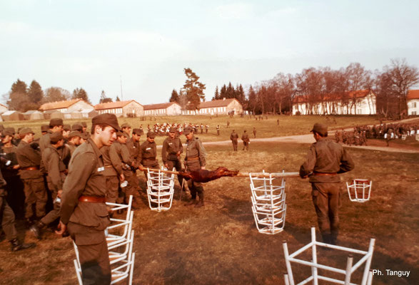 Méchoui de fin de manoeuvre au camp de La Courtine