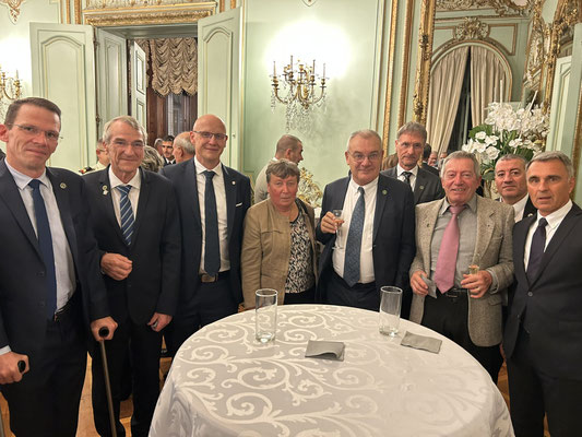 Les réservistes citoyens parmi lesquels quatre membres de l'Amicale.