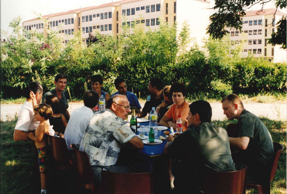 Tour de table de g. à d. : Bruno Comparat, Patrice Fonné, Dominique et Antoine Baillet, Philippe Servelle, Jean-Marc Charmet, Catherine Lamena, Xavier Daval, Jean-Yves Pousse, Alain Verrière, Régine Comparat