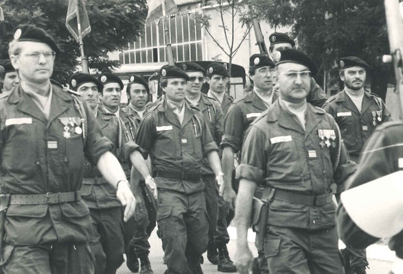 De g. à d. : CBA Mudler, CNE Turcat, ADC Pilossian, X, CNE Bourcet, LTN Verrière, X, LTN Vaucanson, CBA Hermann, ADJ Mattevi, CNE Viola