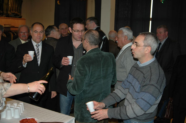 12/04/2008 : assemblée générale de l'Amicale à Oullins et...