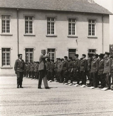 Revue des troupes.