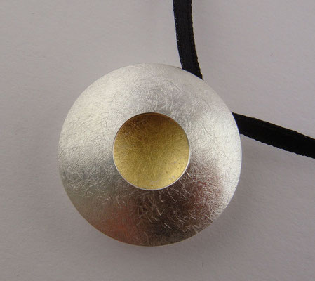 Gold Bowl Ø 26 mm • Silber, Gold 750 • private collection